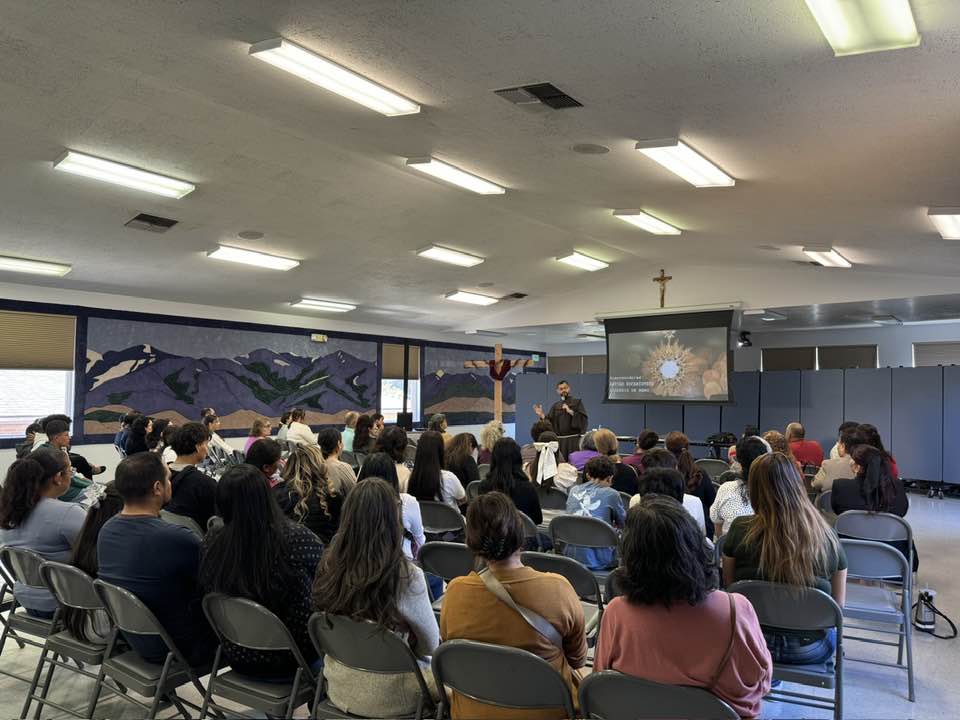 First Weekend of Mini Retreats with Eucharistic Preacher Father Edgardo Jara October 4-6, 2024 (Spanish)